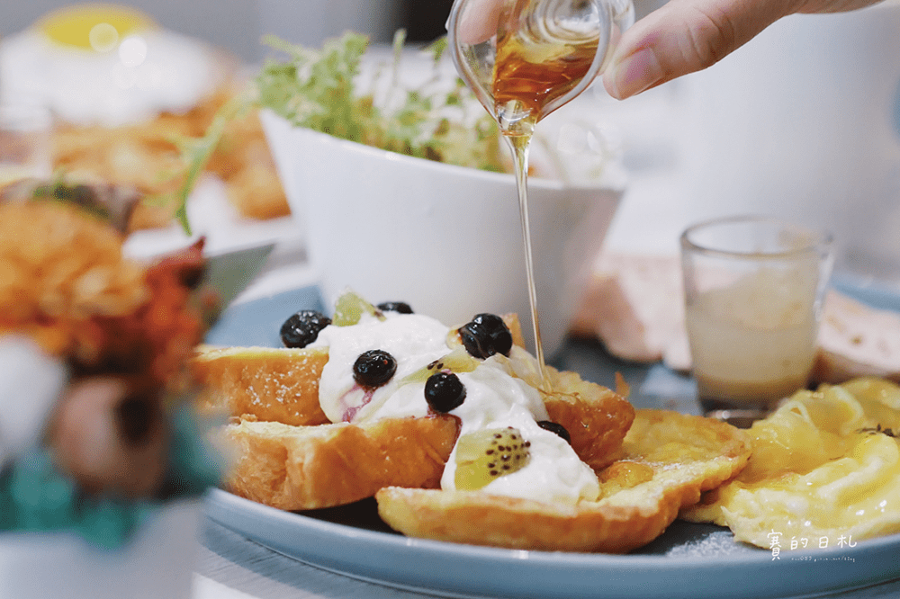 台中南屯早午餐 南屯美食 台中美食 台中早餐 Chow chow 巧巧咖啡 賽的日札 25-min.png