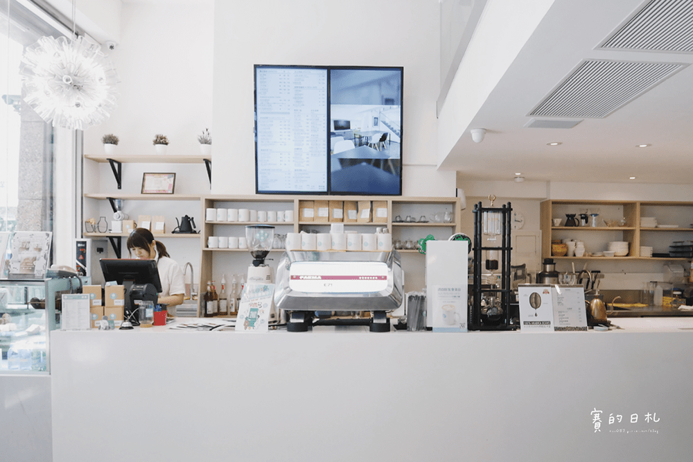 台中南屯早午餐 南屯美食 台中美食 台中早餐 Chow chow 巧巧咖啡 賽的日札 04-min.png