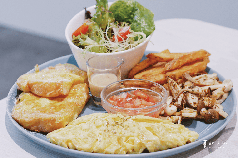 台中南屯早午餐 南屯美食 台中美食 台中早餐 Chow chow 巧巧咖啡 賽的日札 19-min.png