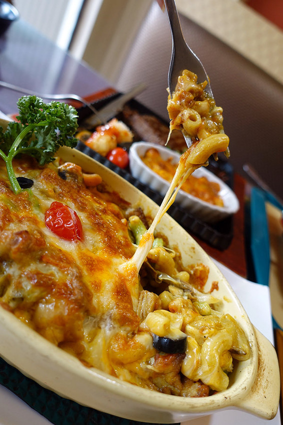 西門町美食小牛匠焗烤串燒牛排 (26).jpg