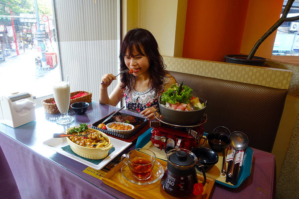 西門町美食小牛匠焗烤串燒牛排 (19).jpg