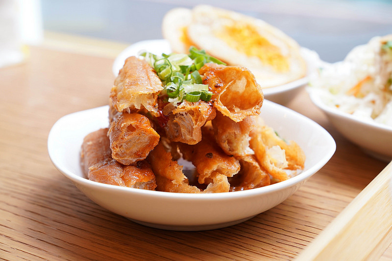 油条 黃金牛肉粉 (15) 油条 黃金牛肉粉 (15)