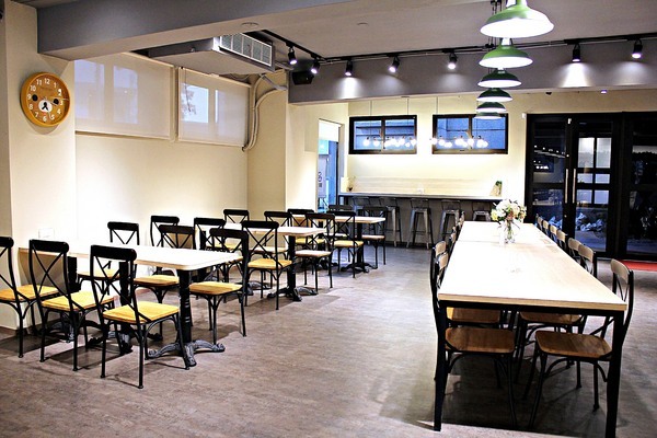 宜蘭人故事館：【宜蘭人故事館】永恆的蔣渭水。燈籠主題展覽。VR體驗館。波堡披薩Bobo Pizza。i-FRANCE 愛法餐廳