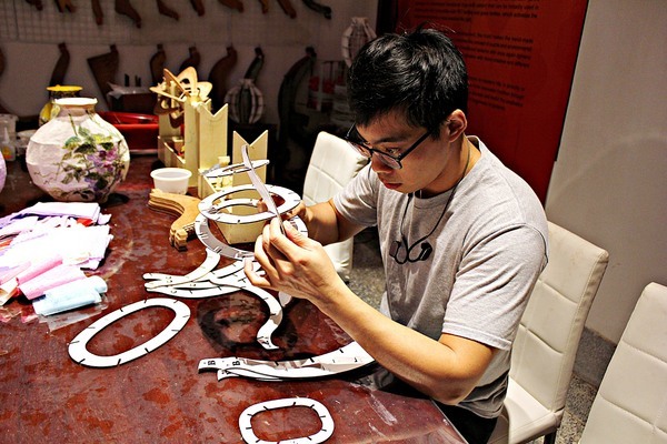 宜蘭人故事館：【宜蘭人故事館】永恆的蔣渭水。燈籠主題展覽。VR體驗館。波堡披薩Bobo Pizza。i-FRANCE 愛法餐廳