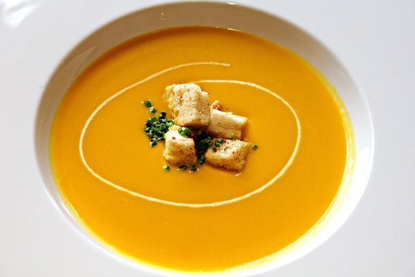 宜蘭人故事館：【宜蘭人故事館】永恆的蔣渭水。燈籠主題展覽。VR體驗館。波堡披薩Bobo Pizza。i-FRANCE 愛法餐廳