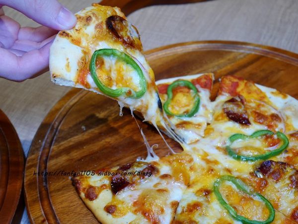 宜蘭景點推薦【宜蘭人故事館】#原木手作筆DIY #PIZZA DIY #宜蘭親子餐廳 #宜蘭一日遊 #宜蘭必吃美食 #宜蘭室內景點 #宜蘭手工DIY體驗 (37).JPG