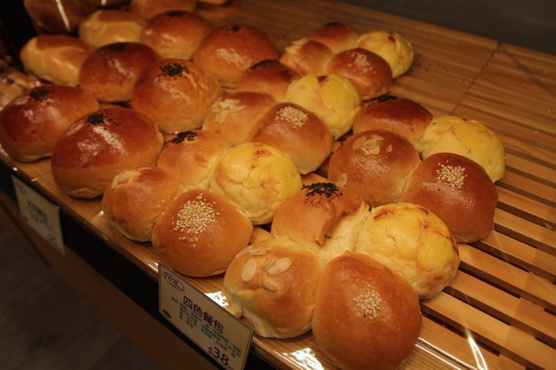 [桃園]林口龜山在地麵包店推薦 唐璞烘焙-A7文青門市