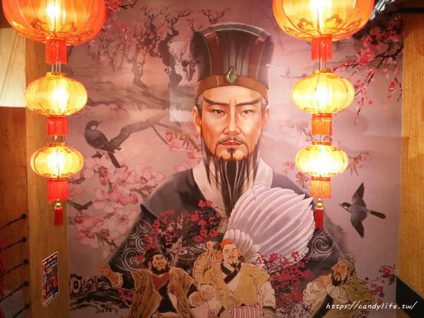 魚吃不吃：台中美食│魚吃不吃〃讓人念念不忘的道地麻辣重慶烤魚，香辣過癮，8/31前享85折優惠，再送上肥美的澳洲小龍蝦～