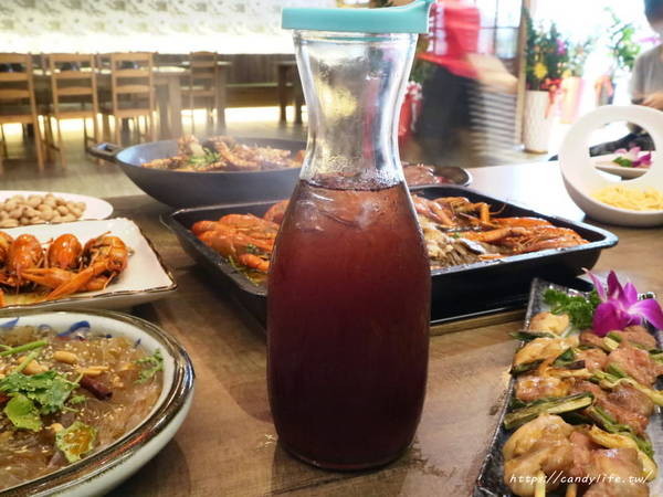 魚吃不吃：台中美食│魚吃不吃〃讓人念念不忘的道地麻辣重慶烤魚，香辣過癮，8/31前享85折優惠，再送上肥美的澳洲小龍蝦～