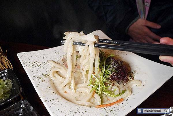 東區居酒屋【悄悄杯居酒屋】創意又美味的居酒屋美食/東區美食/市民大道居酒屋