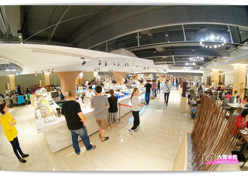 千元有找！新莊輔大吃到飽推薦,天賜百匯Buffet,12月旺年祭新菜,火烤小龍蝦/鮑魚粥/鐵板羊排,尾牙聚餐享受百樣美食餐點,2018新北Buffet推薦, - 大胃米粒 DAVID & MI