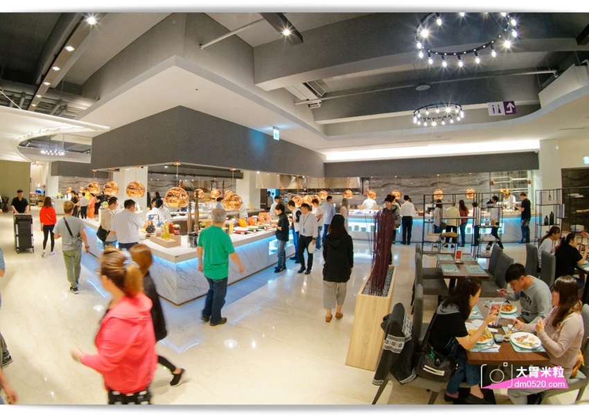 千元有找！新莊輔大吃到飽推薦,天賜百匯Buffet,12月旺年祭新菜,火烤小龍蝦/鮑魚粥/鐵板羊排,尾牙聚餐享受百樣美食餐點,2018新北Buffet推薦, - 大胃米粒 DAVID & MI