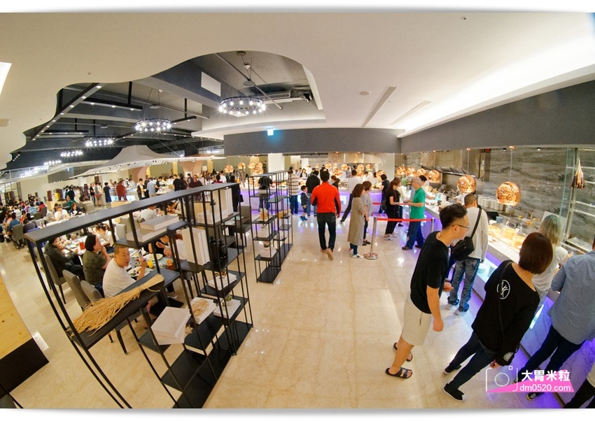 千元有找！新莊輔大吃到飽推薦,天賜百匯Buffet,12月旺年祭新菜,火烤小龍蝦/鮑魚粥/鐵板羊排,尾牙聚餐享受百樣美食餐點,2018新北Buffet推薦, - 大胃米粒 DAVID & MI