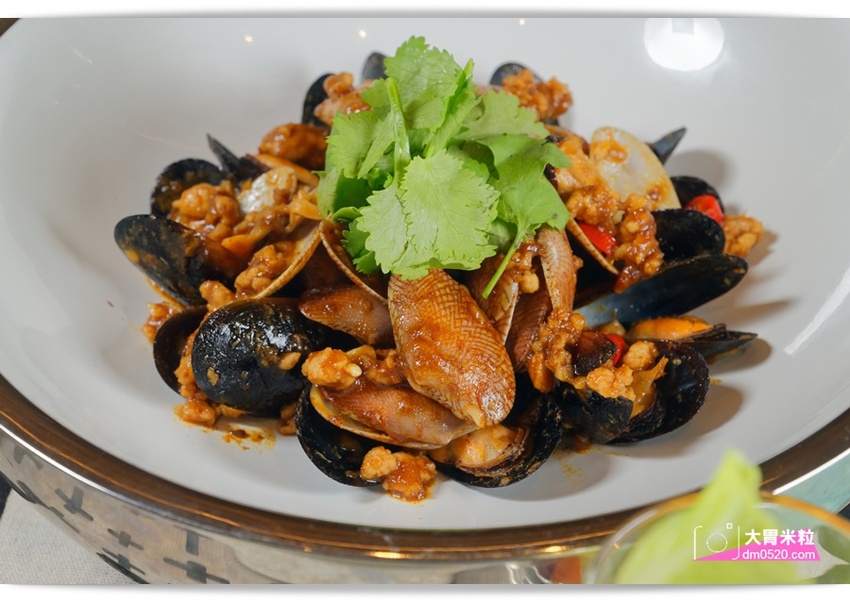 千元有找！新莊輔大吃到飽推薦,天賜百匯Buffet,12月旺年祭新菜,火烤小龍蝦/鮑魚粥/鐵板羊排,尾牙聚餐享受百樣美食餐點,2018新北Buffet推薦, - 大胃米粒 DAVID & MI