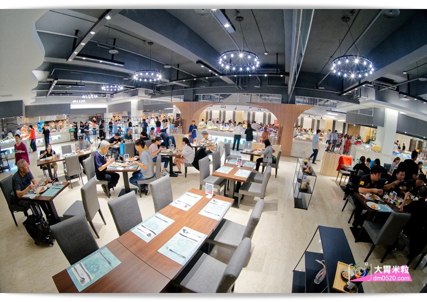 千元有找！新莊輔大吃到飽推薦,天賜百匯Buffet,12月旺年祭新菜,火烤小龍蝦/鮑魚粥/鐵板羊排,尾牙聚餐享受百樣美食餐點,2018新北Buffet推薦, - 大胃米粒 DAVID & MI