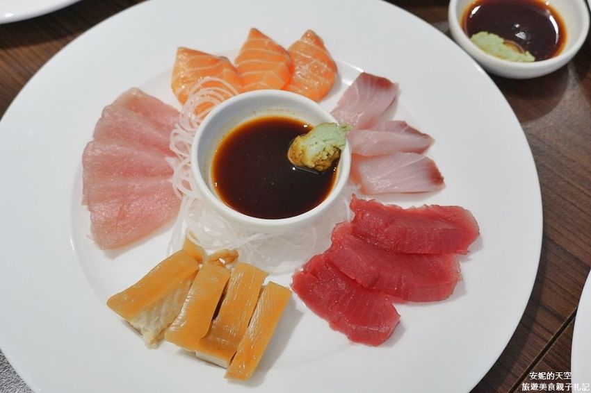 【台北Buffet推薦 天賜百匯自助餐】新莊最狂吃到飽餐廳　超過百種澎派料理　挑戰老饕挑剔的味蕾 - 安妮的天空