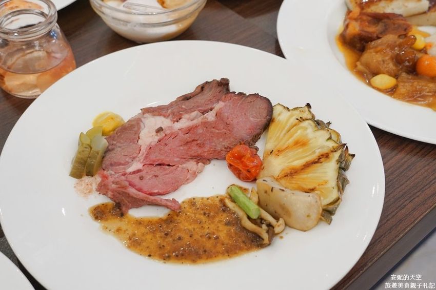 【台北Buffet推薦 天賜百匯自助餐】新莊最狂吃到飽餐廳　超過百種澎派料理　挑戰老饕挑剔的味蕾 - 安妮的天空