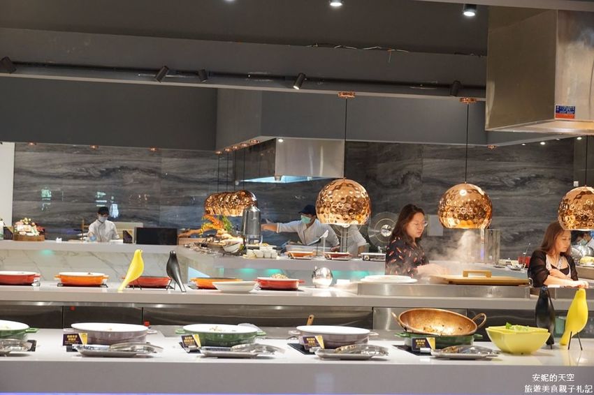 【台北Buffet推薦 天賜百匯自助餐】新莊最狂吃到飽餐廳　超過百種澎派料理　挑戰老饕挑剔的味蕾 - 安妮的天空