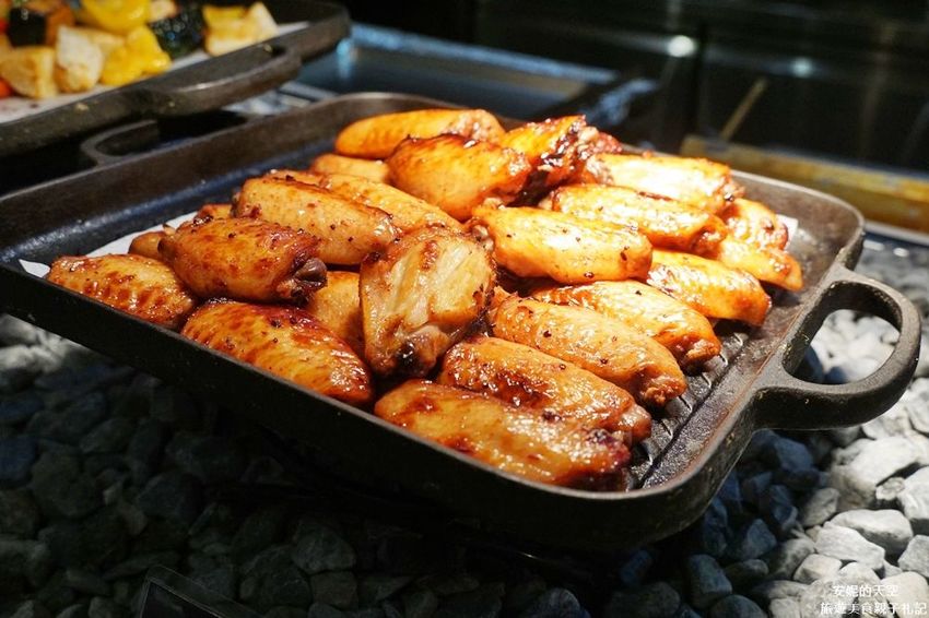 【台北Buffet推薦 天賜百匯自助餐】新莊最狂吃到飽餐廳　超過百種澎派料理　挑戰老饕挑剔的味蕾 - 安妮的天空