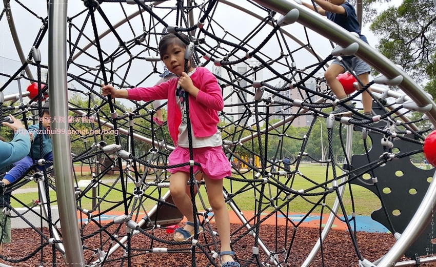 林口運動公園(共融遊戲場+小熊公園) 20.jpg