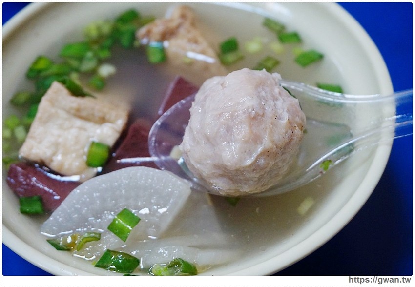 低調店面,在地社團推爆的古早味肉燥飯