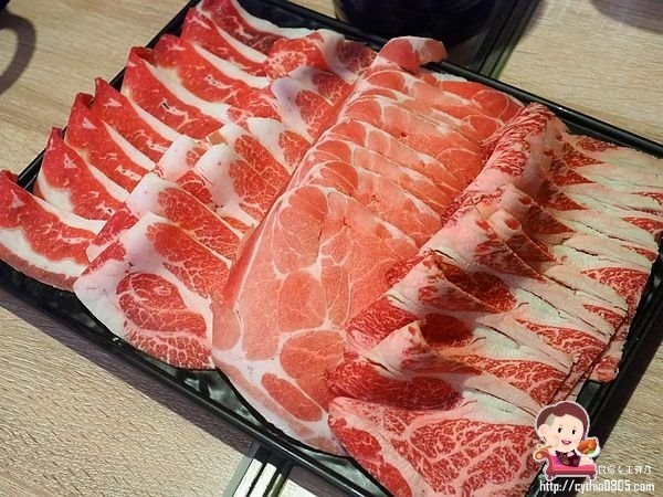 桃園中壢美食-海姥姥海鮮石頭火鍋吃到飽-獨特湯頭有順口，和牛天使紅蝦吃到嫑嫑 @民宿女王芽月-美食.旅遊.全台趴趴走