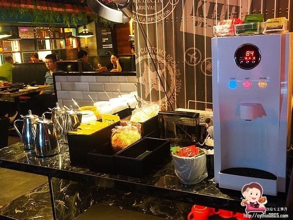 桃園中壢美食-海姥姥海鮮石頭火鍋吃到飽-獨特湯頭有順口，和牛天使紅蝦吃到嫑嫑 @民宿女王芽月-美食.旅遊.全台趴趴走