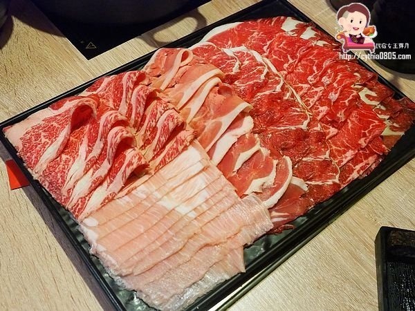 桃園中壢美食-海姥姥海鮮石頭火鍋吃到飽-獨特湯頭有順口，和牛天使紅蝦吃到嫑嫑 @民宿女王芽月-美食.旅遊.全台趴趴走