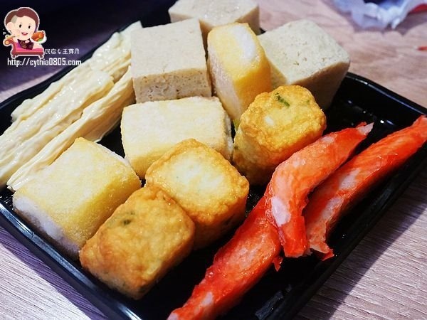 桃園中壢美食-海姥姥海鮮石頭火鍋吃到飽-獨特湯頭有順口，和牛天使紅蝦吃到嫑嫑 @民宿女王芽月-美食.旅遊.全台趴趴走