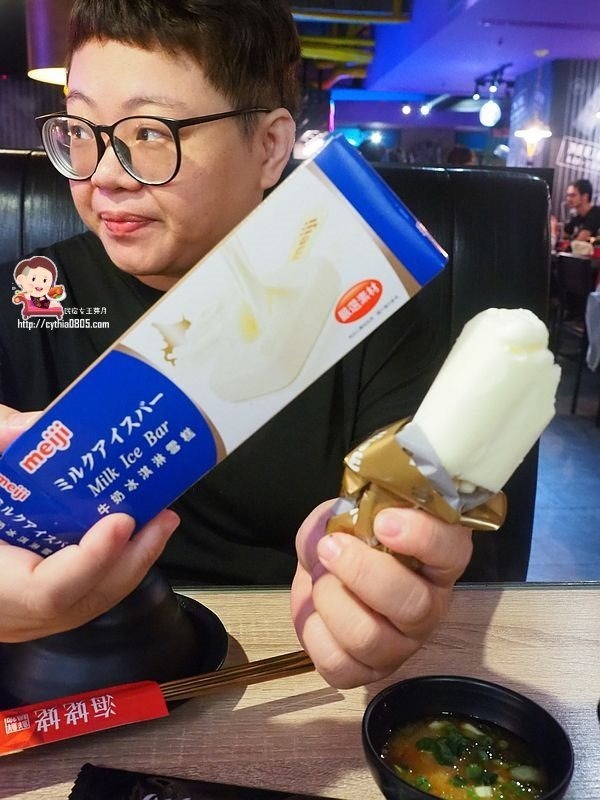 桃園中壢美食-海姥姥海鮮石頭火鍋吃到飽-獨特湯頭有順口，和牛天使紅蝦吃到嫑嫑 @民宿女王芽月-美食.旅遊.全台趴趴走