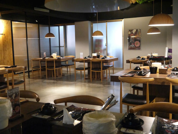 食藝鍋：【新北市 板橋區/捷運板橋站】食藝鍋-鮮甜滋味波士頓龍王鍋＋厚實肉片大口滿足