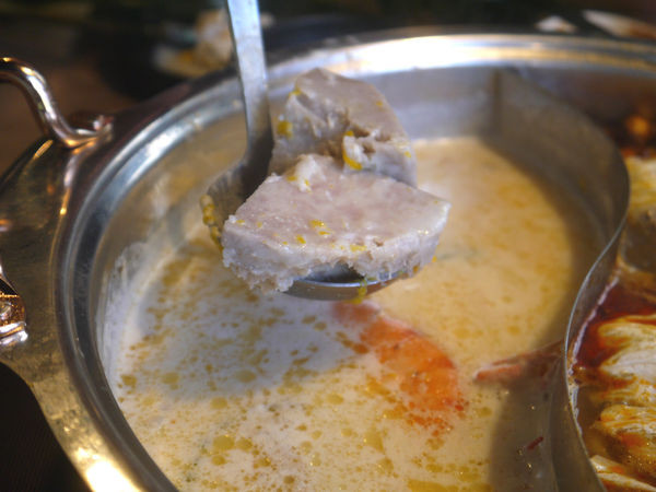 食藝鍋：【新北市 板橋區/捷運板橋站】食藝鍋-鮮甜滋味波士頓龍王鍋＋厚實肉片大口滿足