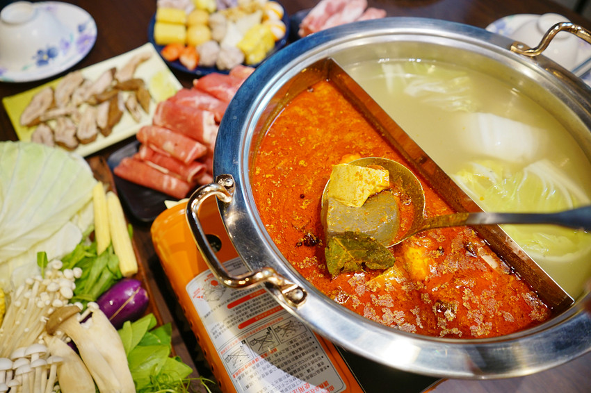 台北｜David豆腐 沙嗲麻辣鍋 新莊特色鴛鴦火鍋 - 奇奇一起玩樂趣