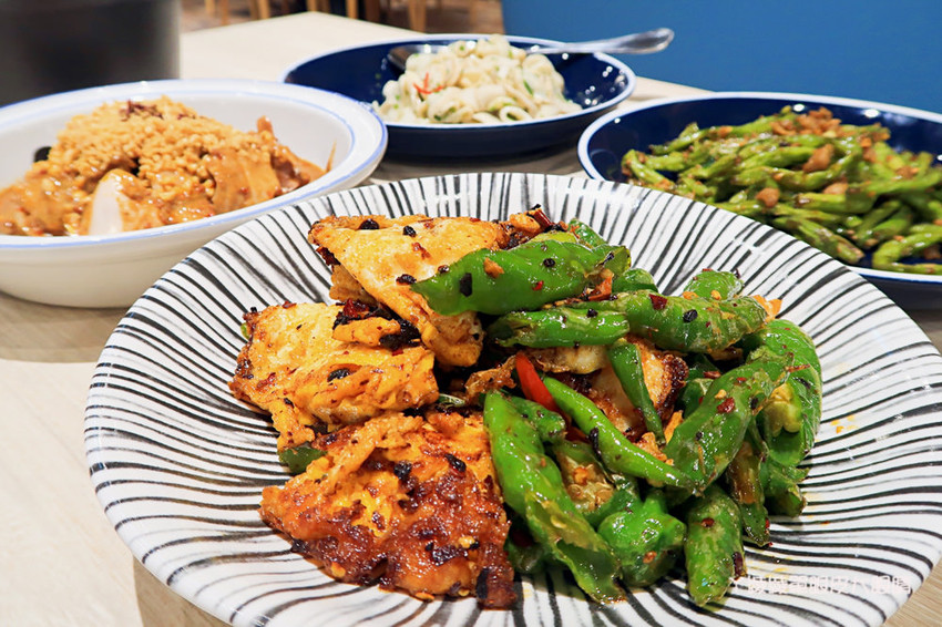 開飯川食堂進駐台中秀泰生活文心店囉！鮮香麻辣的四川料理，開飯啦！