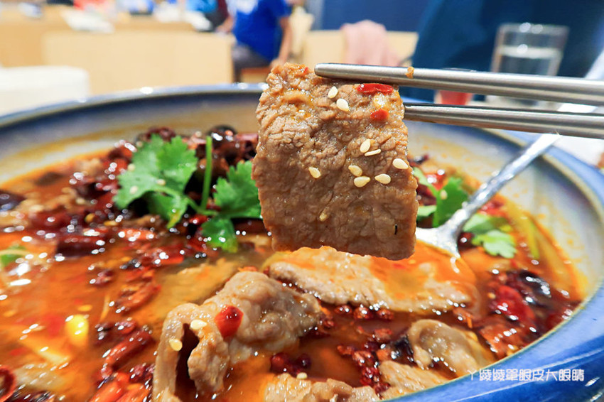 開飯川食堂進駐台中秀泰生活文心店囉！鮮香麻辣的四川料理，開飯啦！