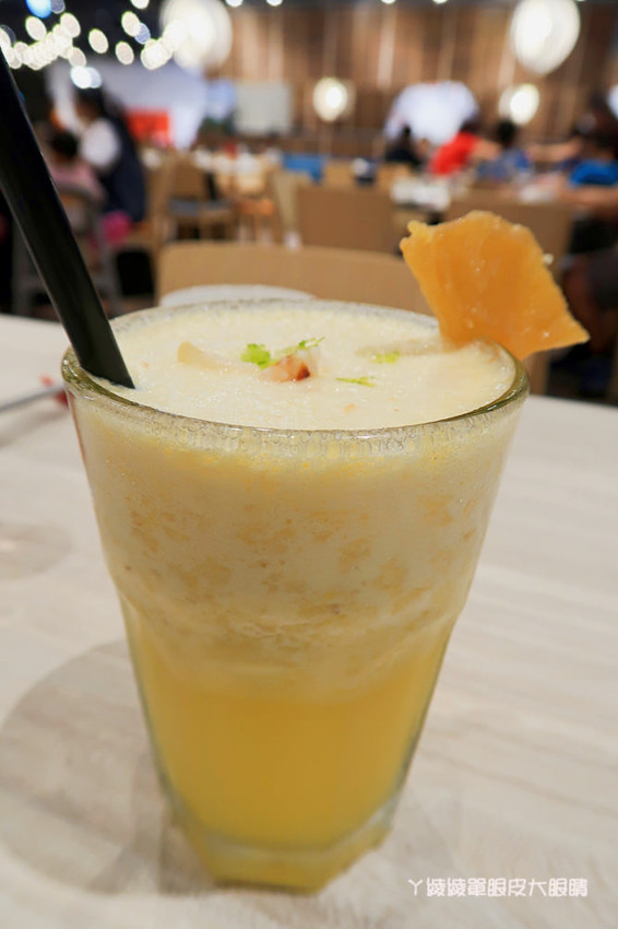 開飯川食堂進駐台中秀泰生活文心店囉！鮮香麻辣的四川料理，開飯啦！