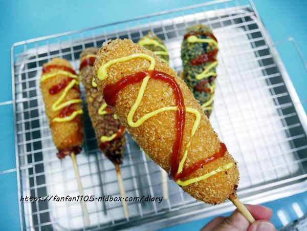 台中逢甲夜市【NAMI米熱狗】#韓式熱狗 #德式香腸 #莫札瑞拉起司 (12).JPG