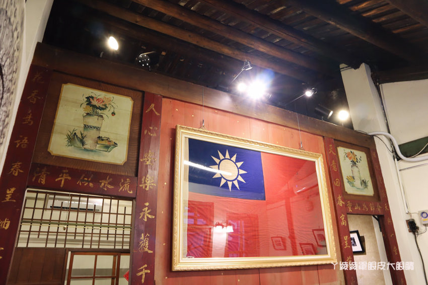 新竹美食推薦戲棚下！在百年老屋吃鮮嫩多汁的台日式炸雞，霸王別姬、鐵扇公主套餐你吃過沒