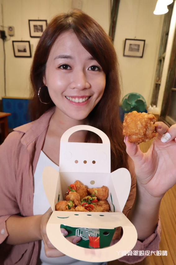 新竹美食推薦戲棚下!在百年老屋吃鮮嫩多汁的台日式炸雞,霸王別姬、鐵扇公主套餐你吃過沒