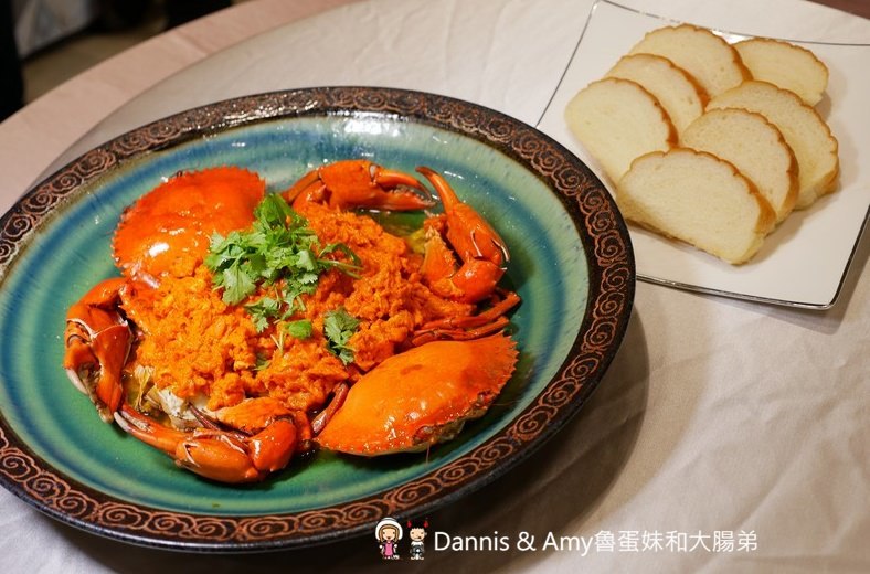 《內湖美食推薦》88號樂章婚宴會館。無菜單料理創意合菜適合商務聚餐宴客。更是台北婚宴場地首選喔！︱（影片）