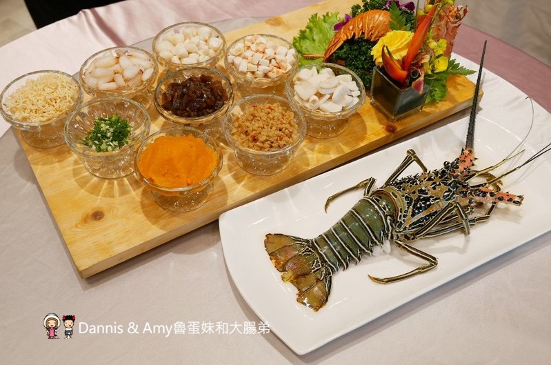 《內湖美食推薦》88號樂章婚宴會館。無菜單料理創意合菜適合商務聚餐宴客。更是台北婚宴場地首選喔！︱（影片）