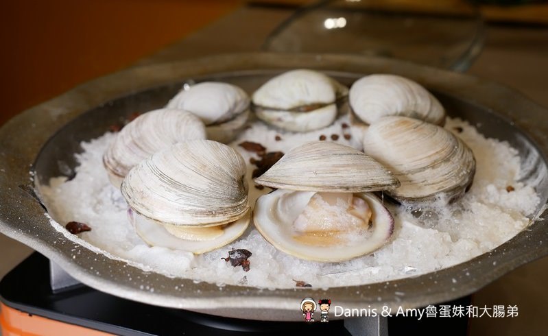 《內湖美食推薦》88號樂章婚宴會館。無菜單料理創意合菜適合商務聚餐宴客。更是台北婚宴場地首選喔！︱（影片）