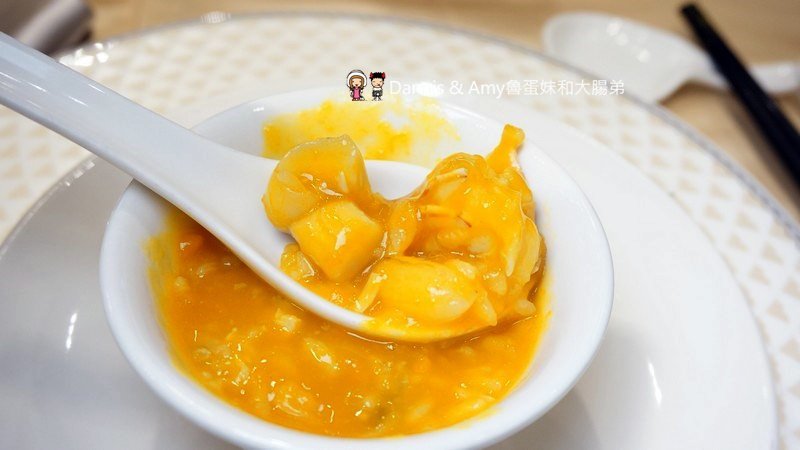 《內湖美食推薦》88號樂章婚宴會館。無菜單料理創意合菜適合商務聚餐宴客。更是台北婚宴場地首選喔！︱（影片）