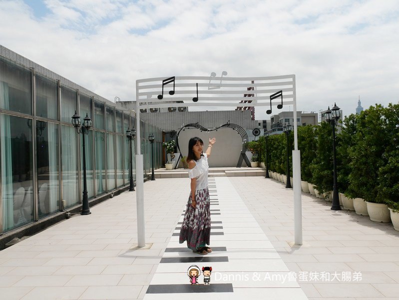 《內湖美食推薦》88號樂章婚宴會館。無菜單料理創意合菜適合商務聚餐宴客。更是台北婚宴場地首選喔！︱（影片）