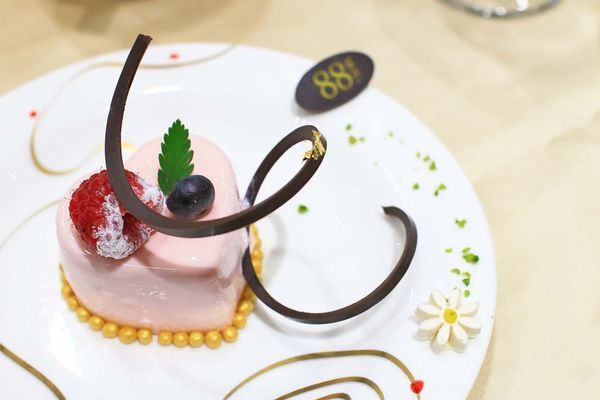 【內湖美食】88號樂章婚宴會館-有如花海般夢幻的婚宴場地,令人著迷的環境氛圍