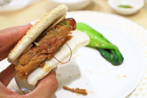 【內湖美食】88號樂章婚宴會館-有如花海般夢幻的婚宴場地,令人著迷的環境氛圍