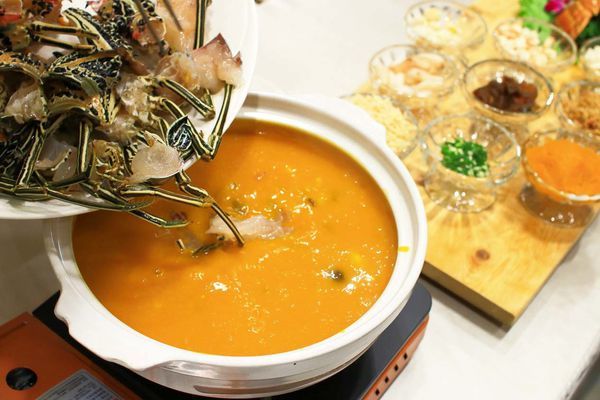 【內湖美食】88號樂章婚宴會館-有如花海般夢幻的婚宴場地,令人著迷的環境氛圍