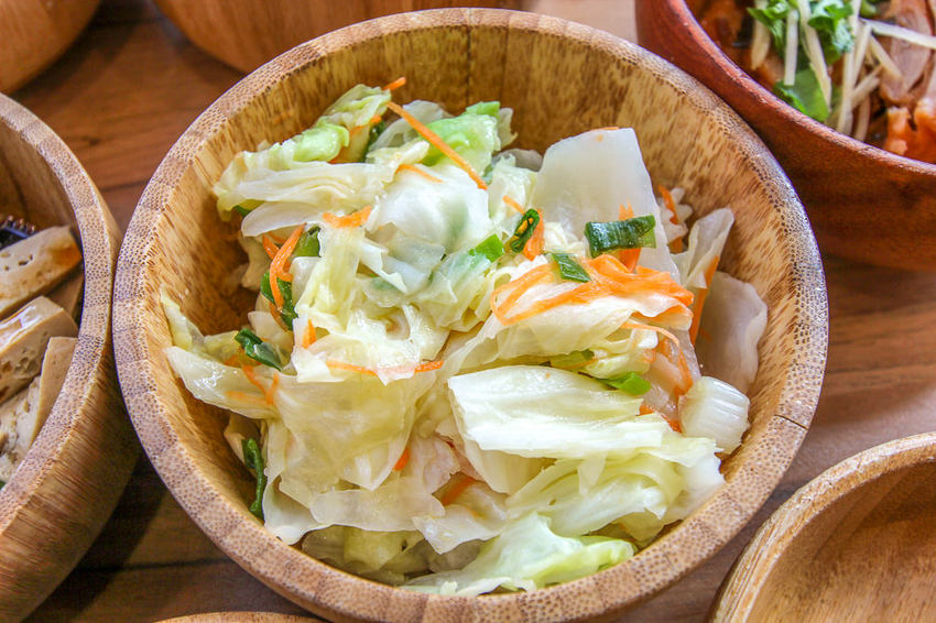 台中西區，花山家宣飲麵鋪，帶著濃烈文青風格的台式麵店! - 微笑Joe幸運