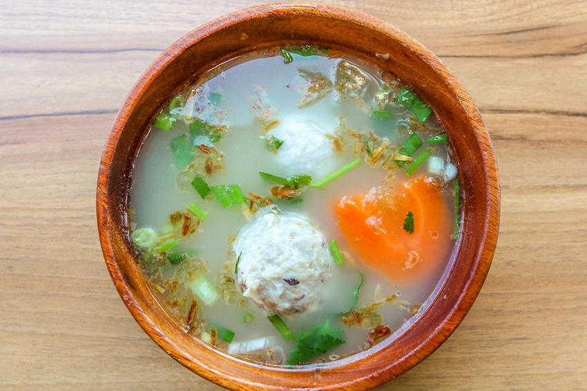 台中西區，花山家宣飲麵鋪，帶著濃烈文青風格的台式麵店! - 微笑Joe幸運