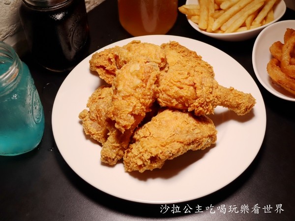 21風味館:台北信義區美食/炸物『21風味館(台北時代門市)』我們都是好咖/香脆炸雞桶/捷運市政府站